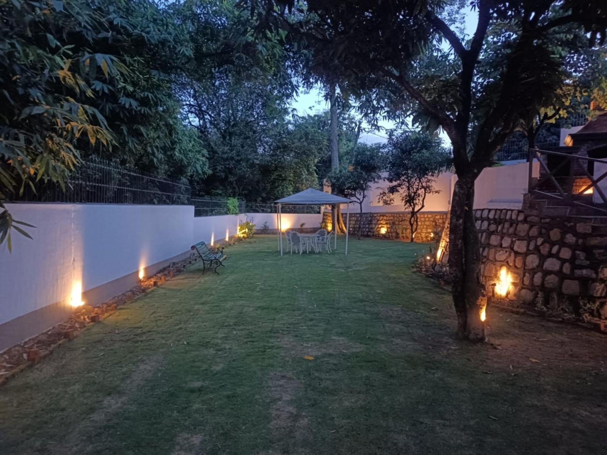 Villa Sierra Sky - Exquisite Elegant 4 Bedroom Villa Dehradun Exterior photo