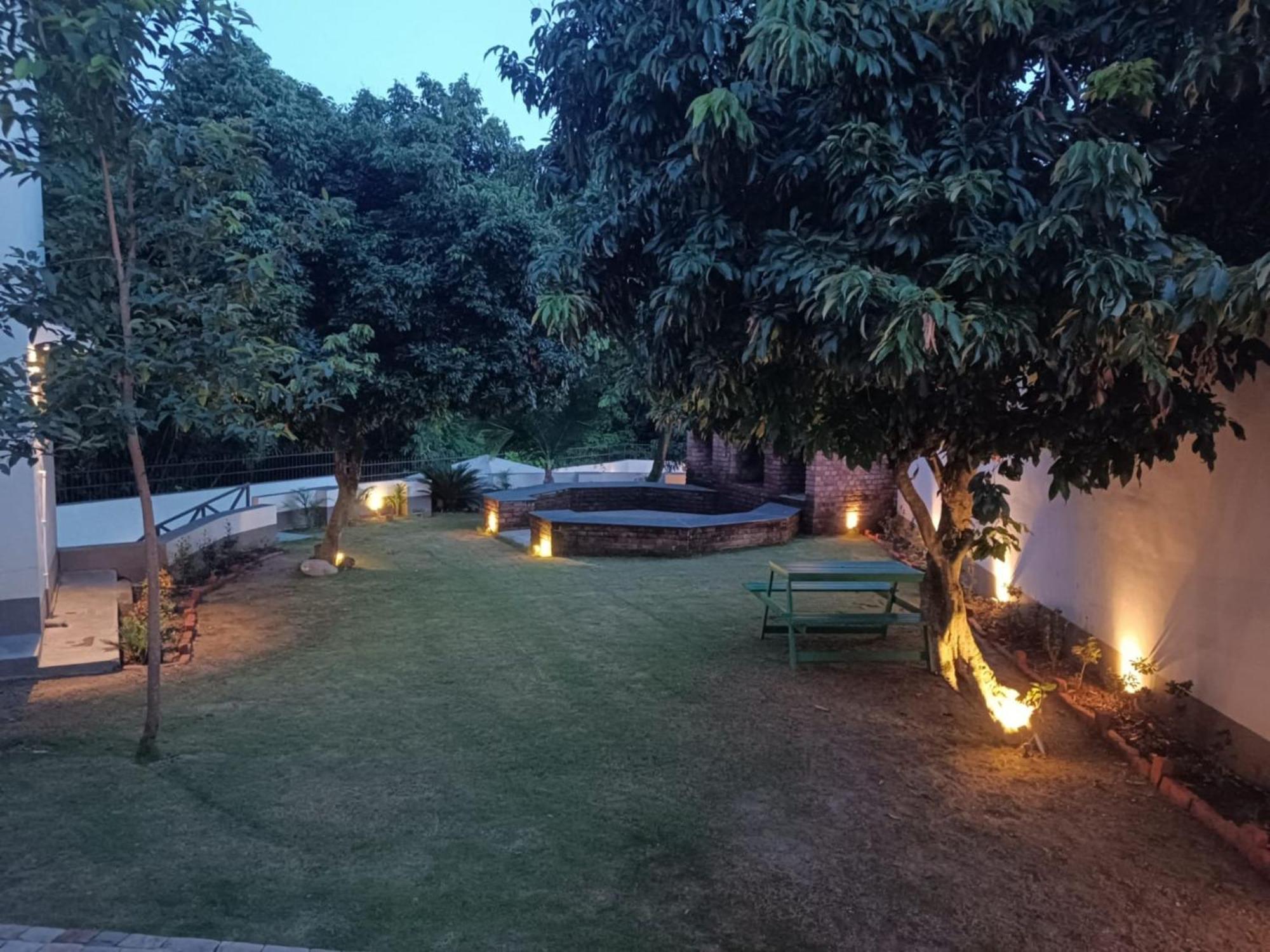 Villa Sierra Sky - Exquisite Elegant 4 Bedroom Villa Dehradun Exterior photo